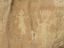 PICTURES/Crow Canyon Petroglyphs - Main Panel/t_Spiked Head5.jpg